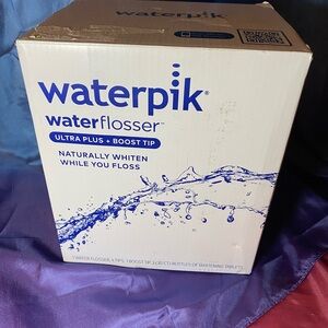 NIB Waterpik Whitening Water Flosser Ultra Plus with Boost Tip 3 Bottles Tablets